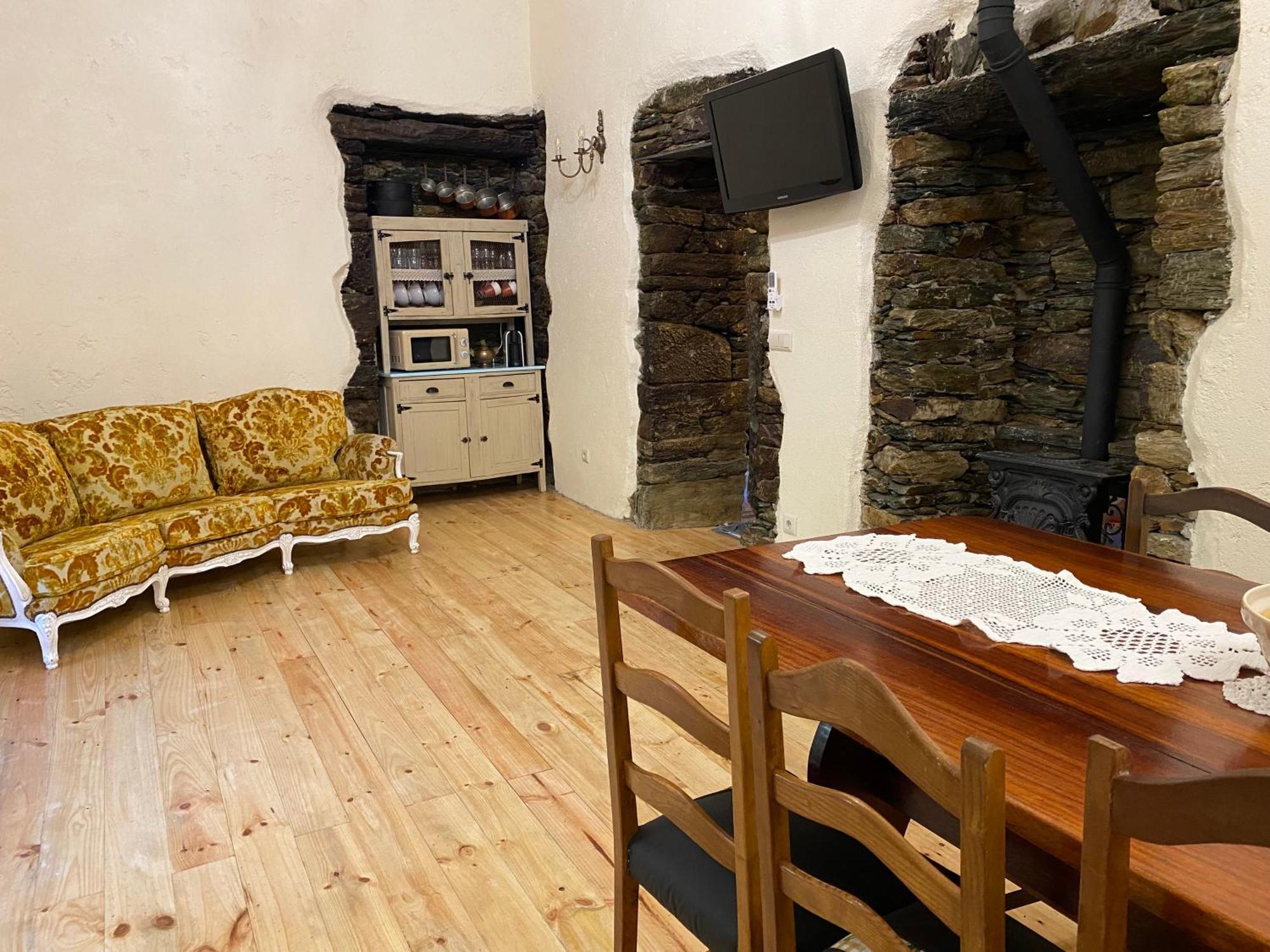 Riba Loivos Village - Casa C - T3 *